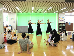 「雨の日フラダンス」の画像