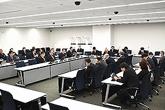 「第10回議会活性化特別委員会の様子」の画像