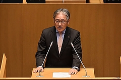 「中村耕一副議長」の画像