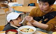 記事「会津坂下町×栃尾地域 冷やしラーメンを食べ比べ」の画像