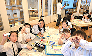記事「テクノロジー×デザイン　NTT東日本と造形大が小学生に授業」の画像