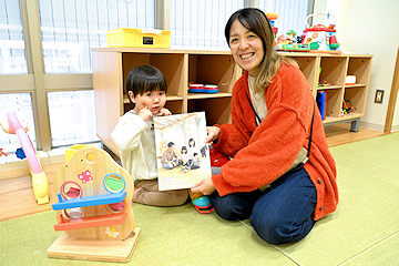 「表紙は子育ての駅みしま「もりもり」で撮影した1枚です」の画像