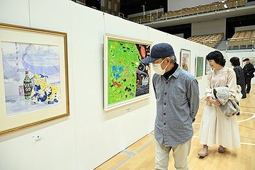 「彩な作品が並び見応え十分」の画像1