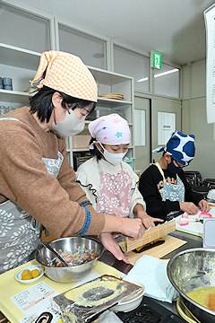 「親子で協力して仕上げます」の画像1