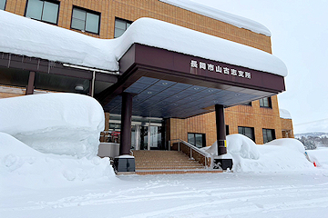 「各部局が道路除雪や要援護世帯の対応状況などを報告」の画像